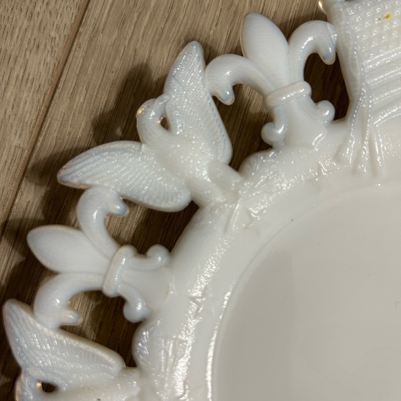 Westmoreland Milk Glass Star Flag Patriotic Eagle Plate. 7 1/4” Diameter. Exc. - Picture 3 of 6